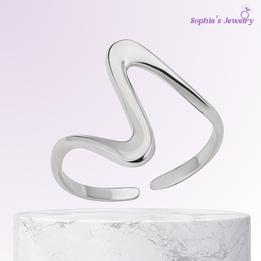 Aissa | Minimalist Abstract S-Shaped | Silver Ring