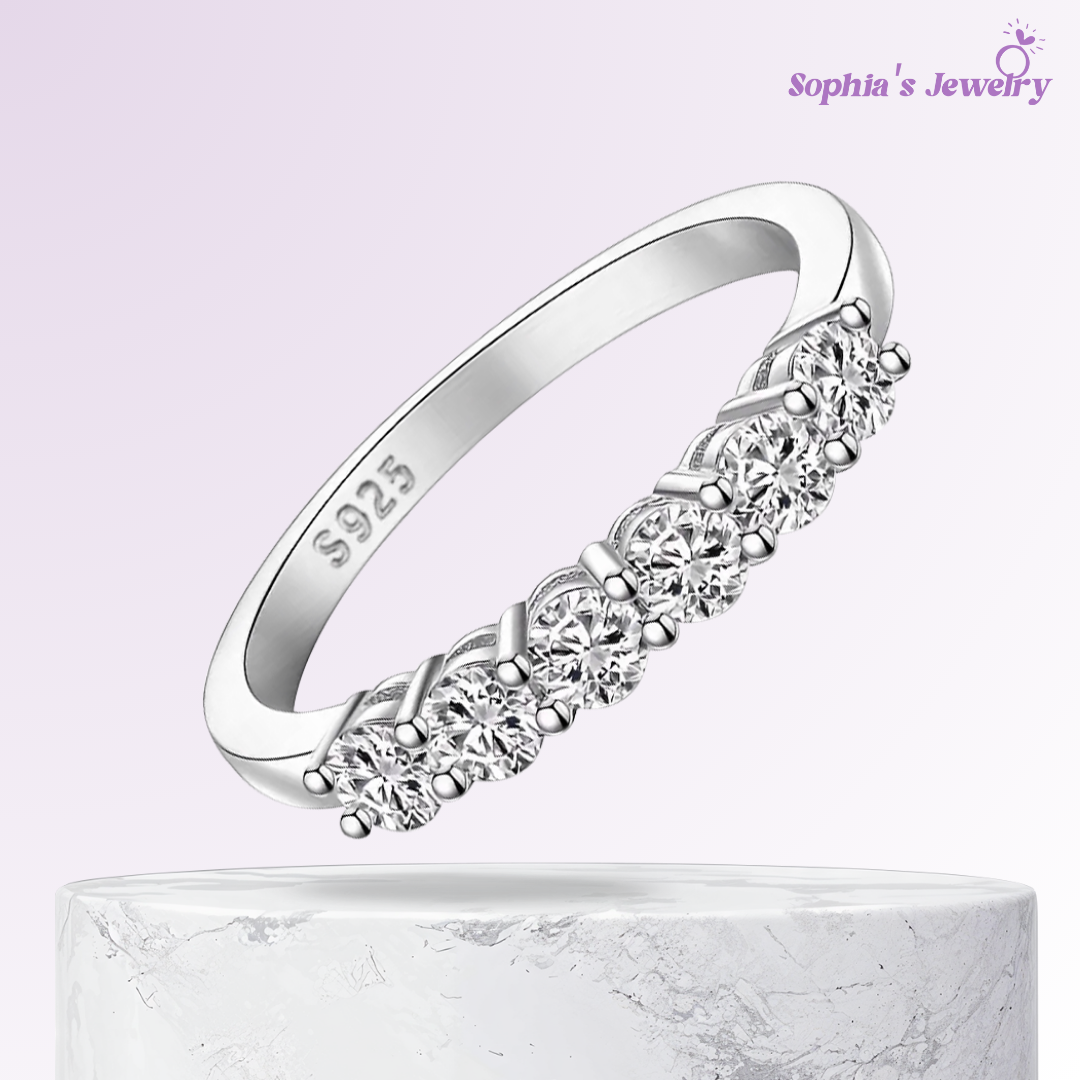 Klarisse | Everlight Spark | Silver Ring
